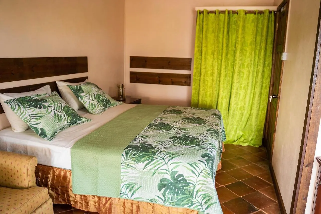 Sunny Palm Villas Laborie